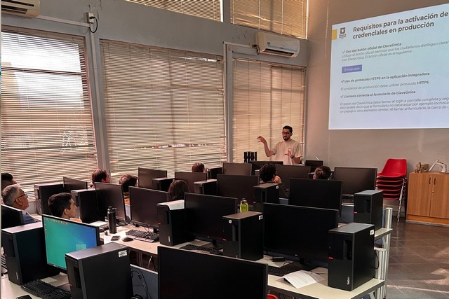 UTalca participa en proyecto pionero de transformación digital